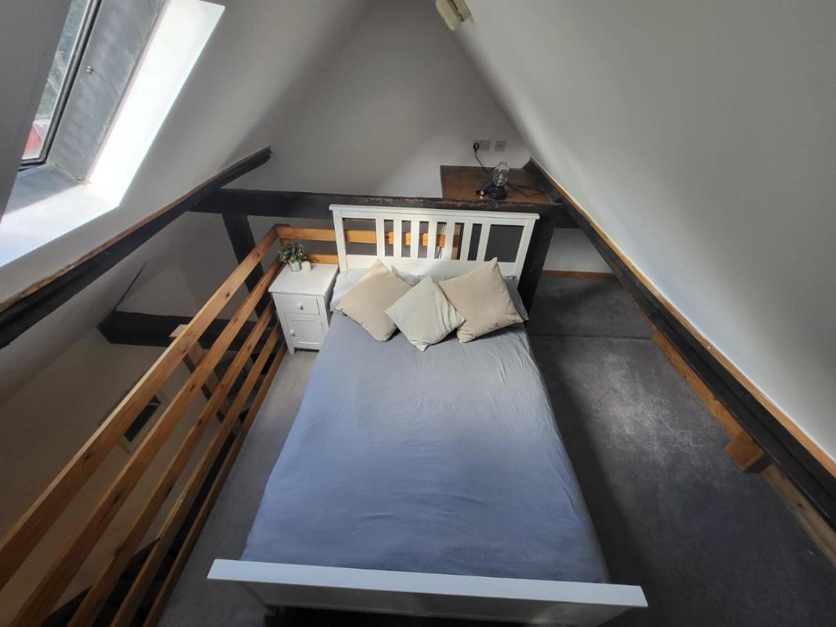 The Dolphin Bed & Breakfast